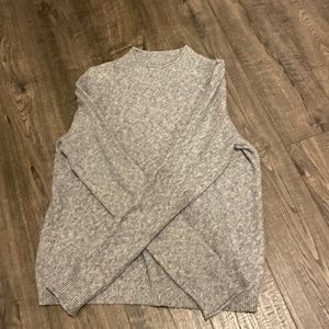 gray abercrombie and fitch sweater